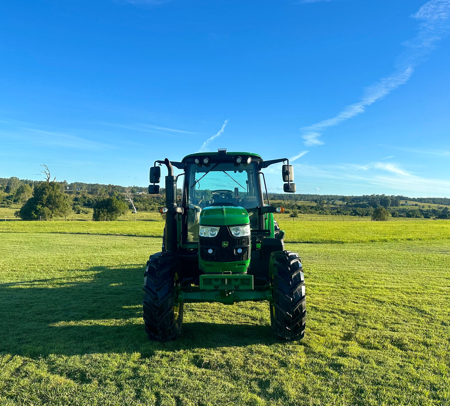 2018 John Deere 6125M