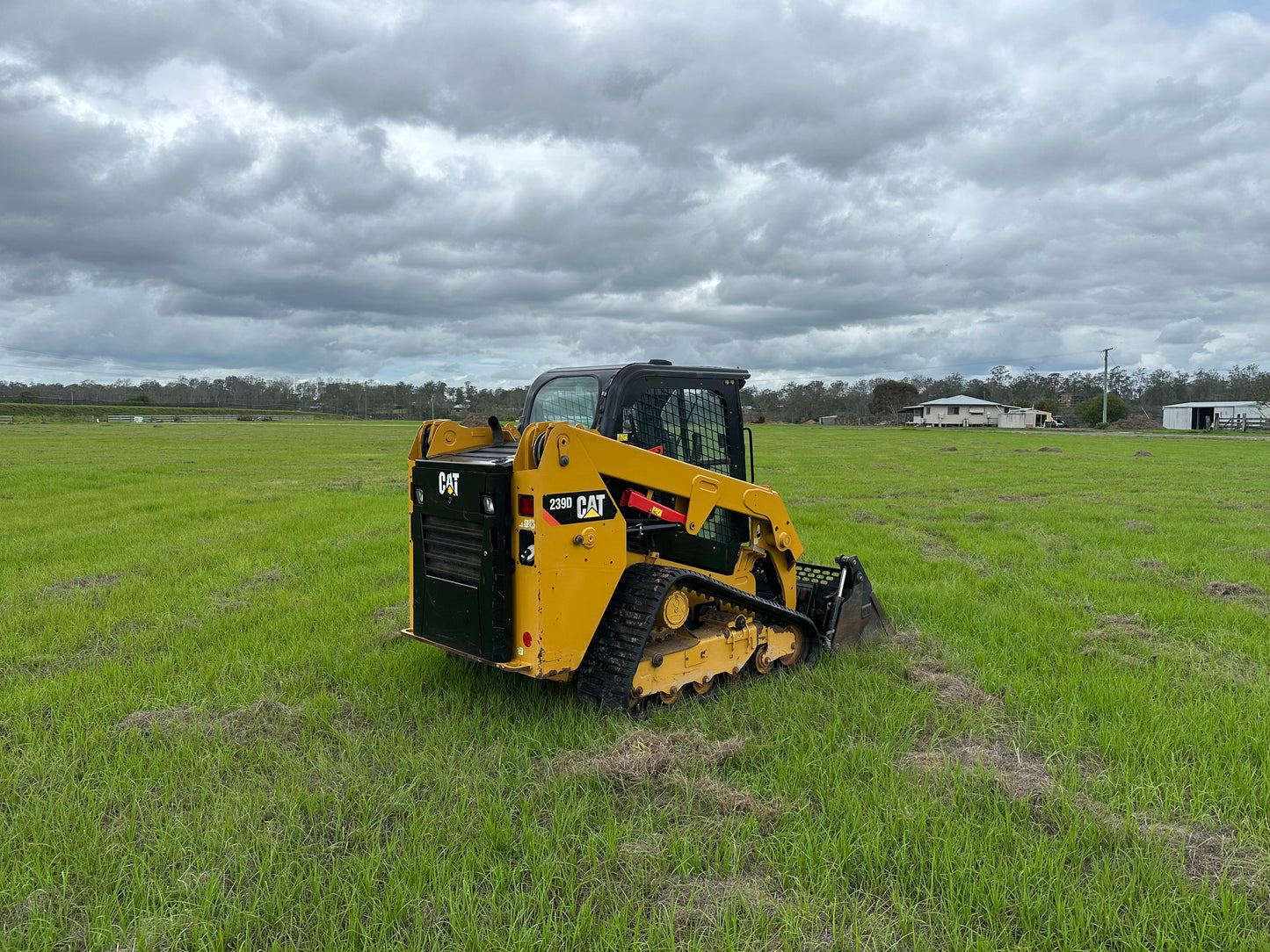 2016 Cat 239D High flow