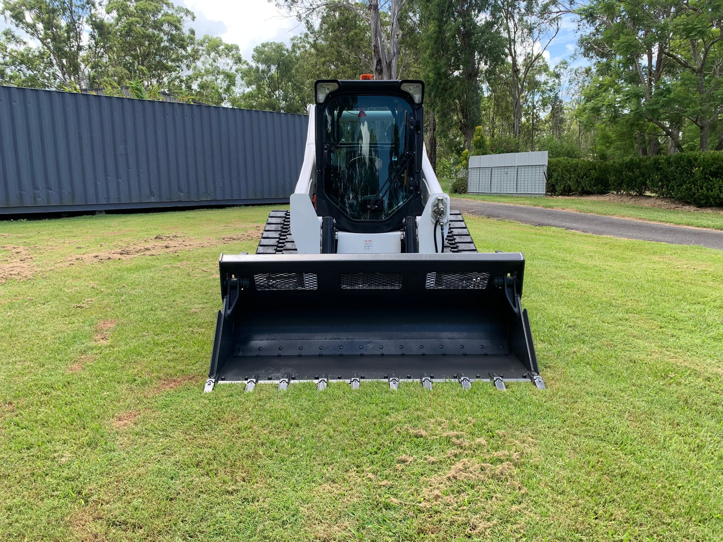 2019 BOBCAT T870