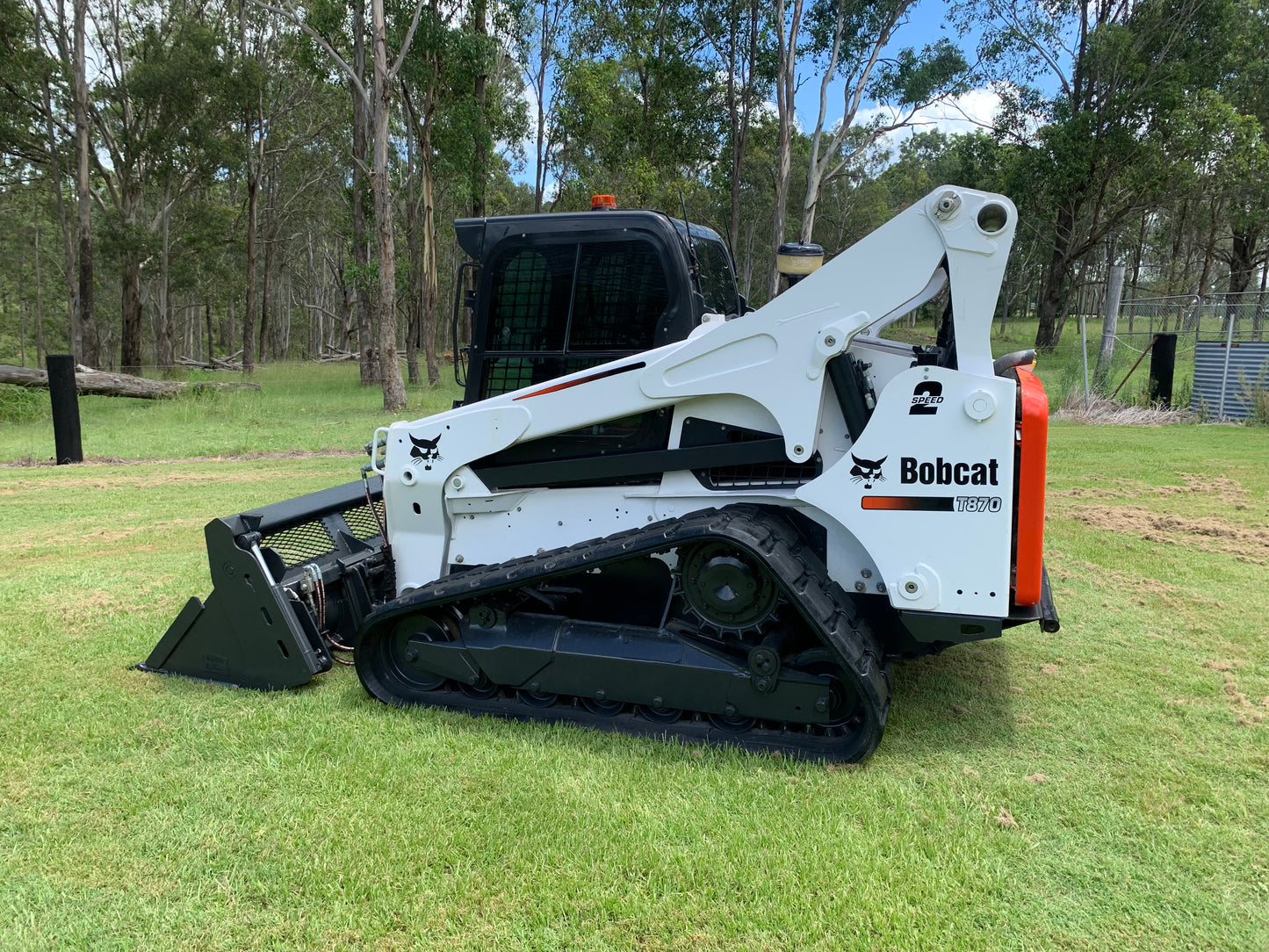 2019 BOBCAT T870