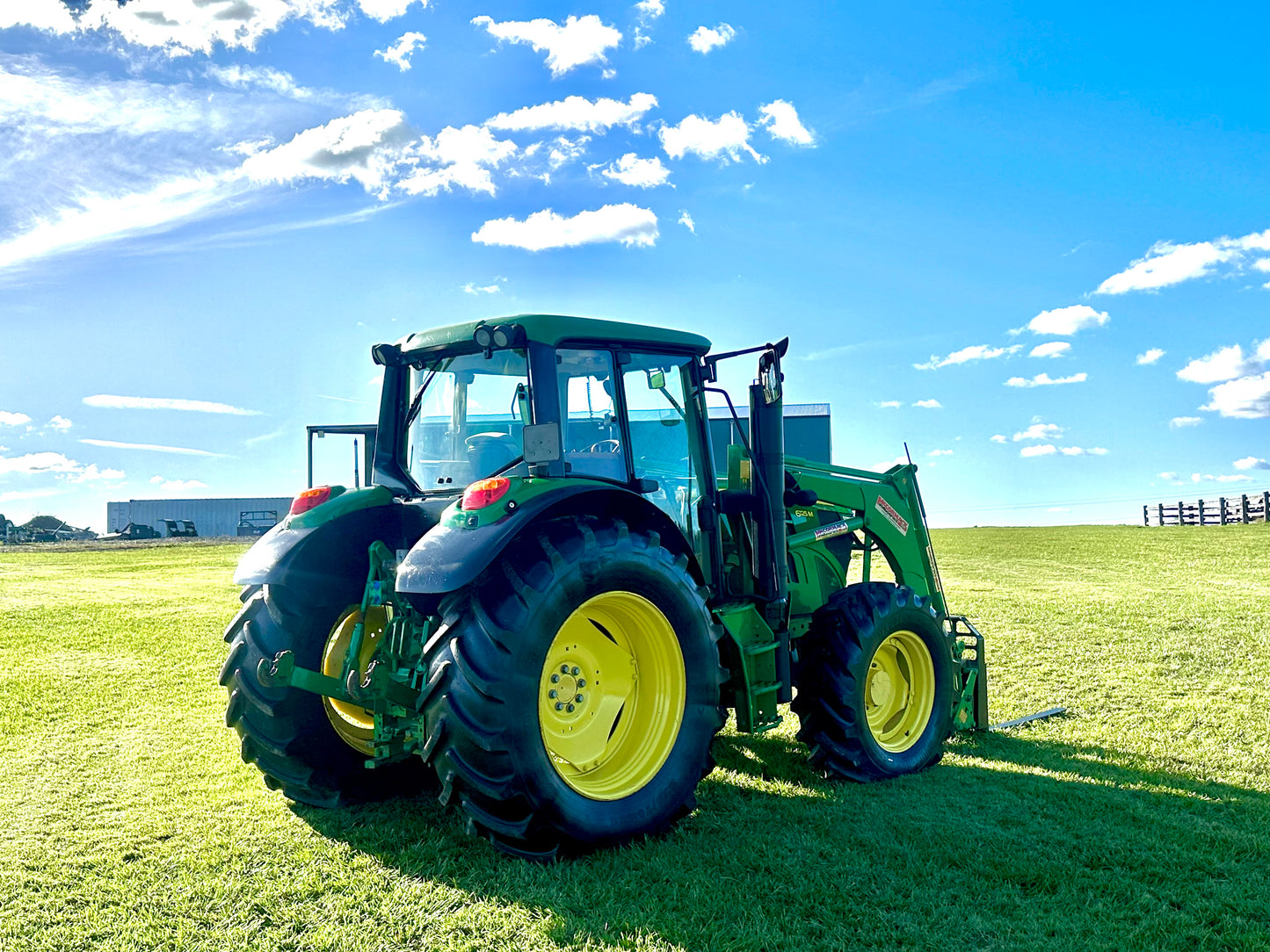 2016 John Deere 6125M