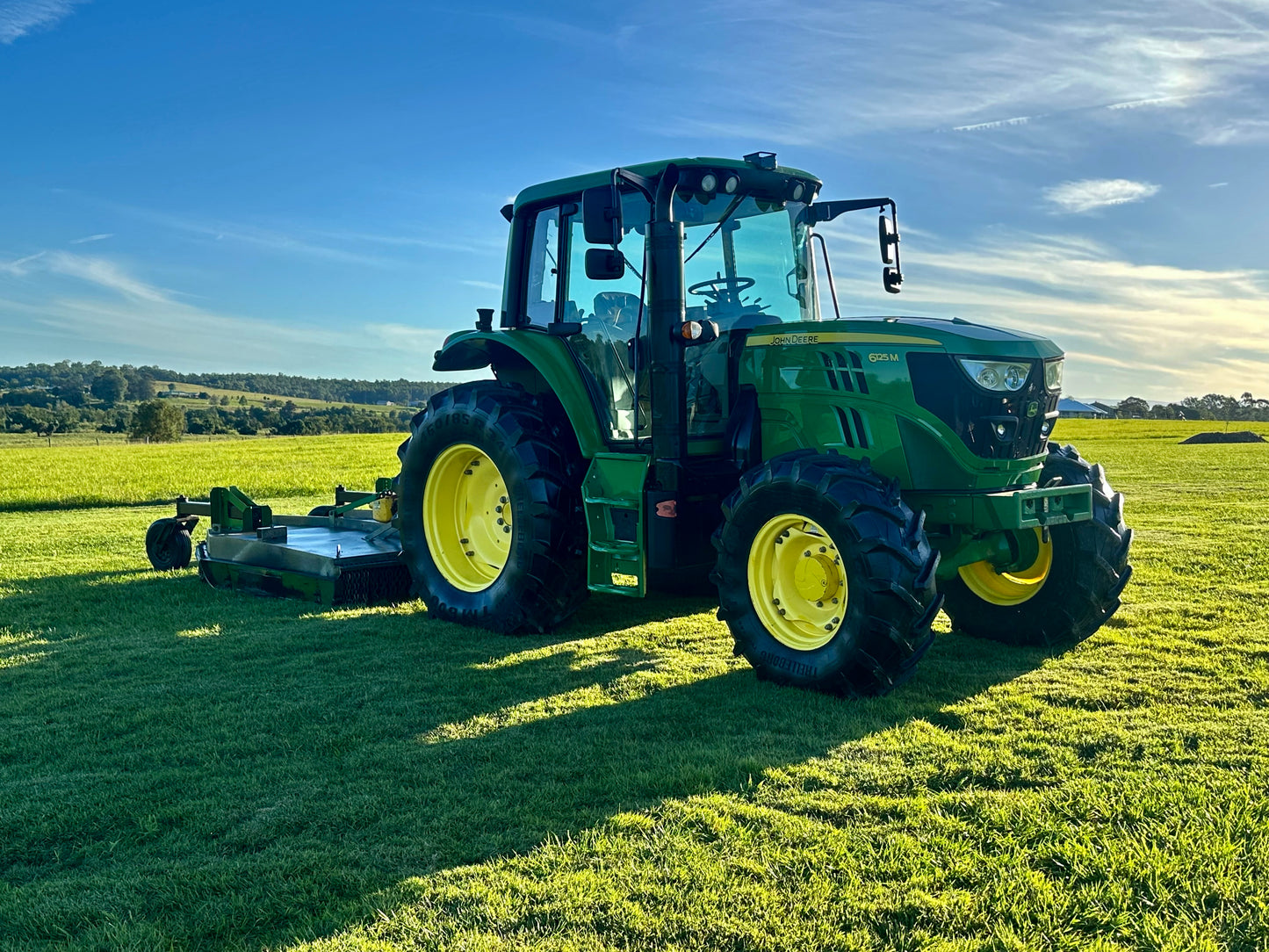 2018 John Deere 6125M