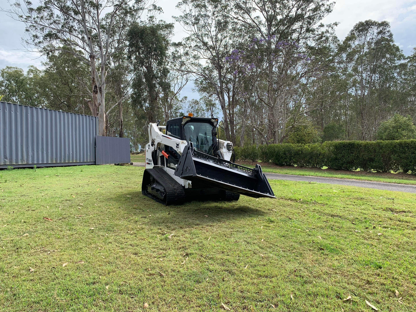 2016 Bobcat T590 High flow