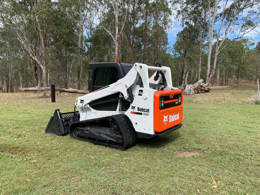 2016 Bobcat T590 High flow