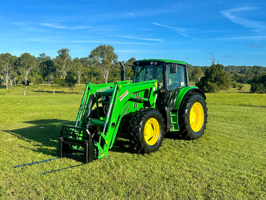 2016 John Deere 6125M